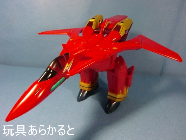 バンダイ 1/65 VF-19CUSTOM ファイヤーバルキリー: 玩具あらかると