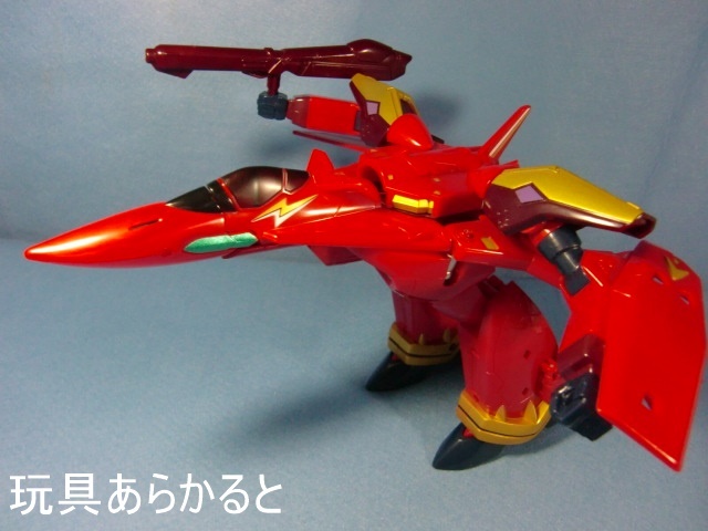 バンダイ 1/65 VF-19CUSTOM ファイヤーバルキリー: 玩具あらかると