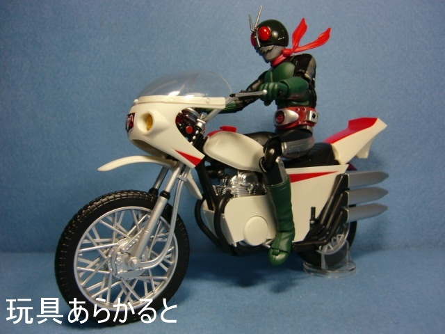 SHフィギュアーツ 仮面ライダー旧2号＆サイクロン号（改造Ver